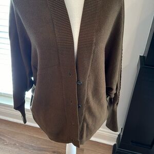 Silence plus noise, size small sweater